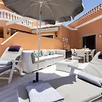 Exclusive Attic Vistas 3 With Breathtaking Sea View, Only 100 M To The Sea, Heated Pool, Aircon, Wifi Διαμέρισμα