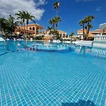 Exclusive Attic Vistas 3 With Breathtaking Sea View, Only 100 M To The Sea, Heated Pool, Aircon, Wifi Διαμέρισμα