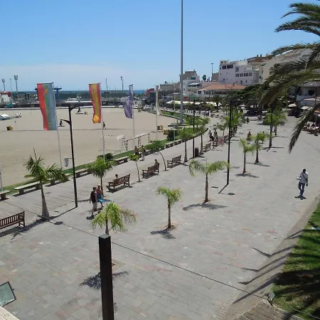 Exclusive Attic Vistas 3 With Breathtaking Sea View, Only 100 M To The Sea, Heated Pool, Aircon, Wifi Appartamento
