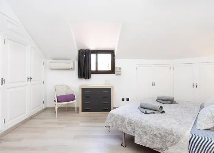 Apartamento Exclusive Attic Vistas 3 With Breathtaking Sea View, Only 100 M To The Sea, Heated Pool, Aircon, Wifi Arona (Tenerife)