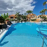 Apartament Exclusive Attic Vistas 3 With Breathtaking Sea View, Only 100 M To The Sea, Heated Pool, Aircon, Wifi Arona (Tenerife)