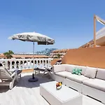 Exclusive Attic Vistas 3 With Breathtaking Sea View, Only 100 M To The Sea, Heated Pool, Aircon, Wifi