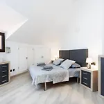 Apartament Exclusive Attic Vistas 3 With Breathtaking Sea View, Only 100 M To The Sea, Heated Pool, Aircon, Wifi Arona (Tenerife)