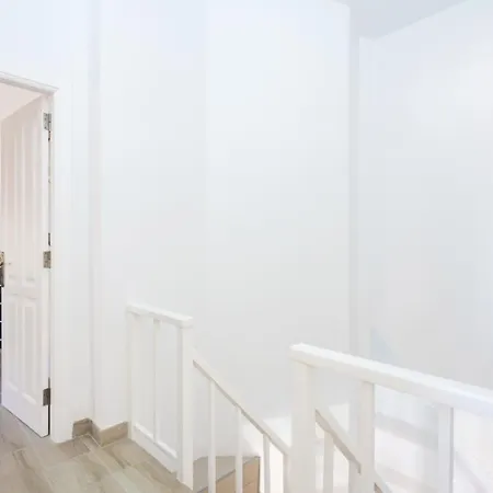 Exclusive Attic Vistas 3 With Breathtaking Sea View, Only 100 M To The Sea, Heated Pool, Aircon, Wifi Arona (Tenerife)