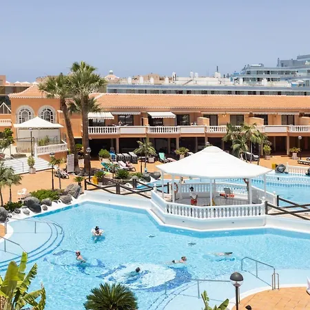 Exclusive Attic Vistas 3 With Breathtaking Sea View, Only 100 M To The Sea, Heated Pool, Aircon, Wifi Lägenhet