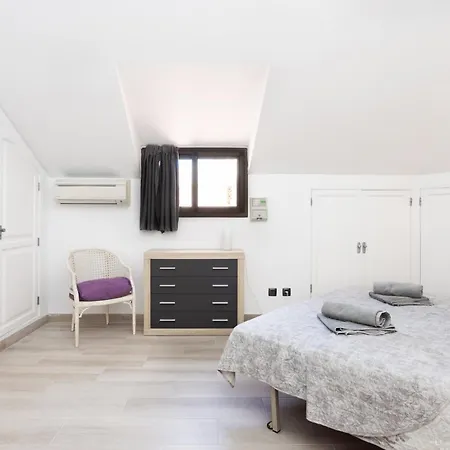 Apartament Exclusive Attic Vistas 3 With Breathtaking Sea View, Only 100 M To The Sea, Heated Pool, Aircon, Wifi Arona (Tenerife)