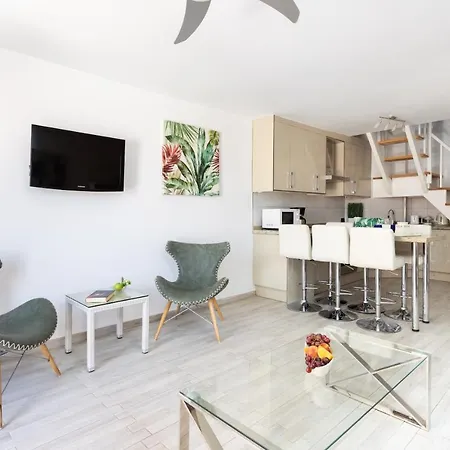 Exclusive Attic Vistas 3 With Breathtaking Sea View, Only 100 M To The Sea, Heated Pool, Aircon, Wifi Arona (Tenerife)