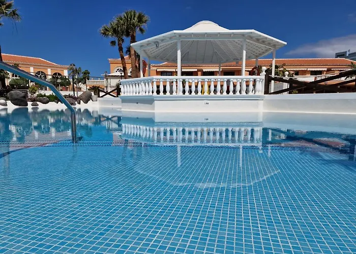Appartement Exclusive Attic Vistas 3 With Breathtaking Sea View, Only 100 M To The Sea, Heated Pool, Aircon, Wifi